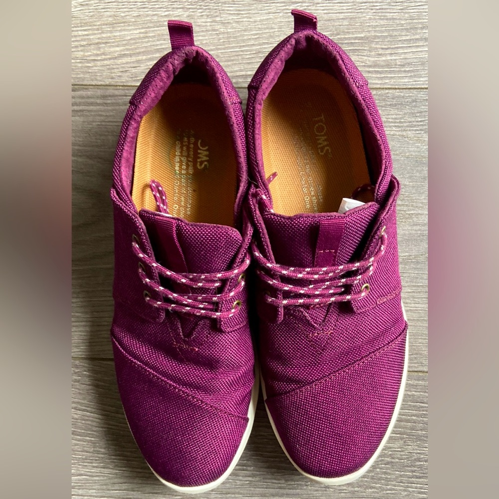 Toms delray woman’s runners